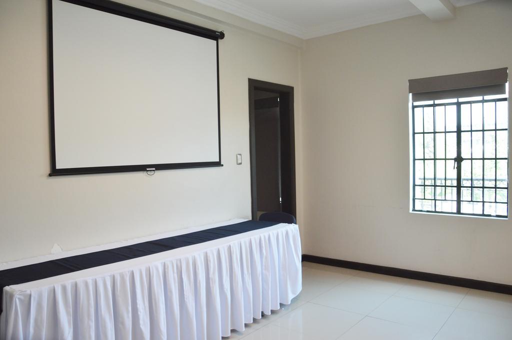 סיודד ויקטוריה Hotel Los Monteros מראה חיצוני תמונה